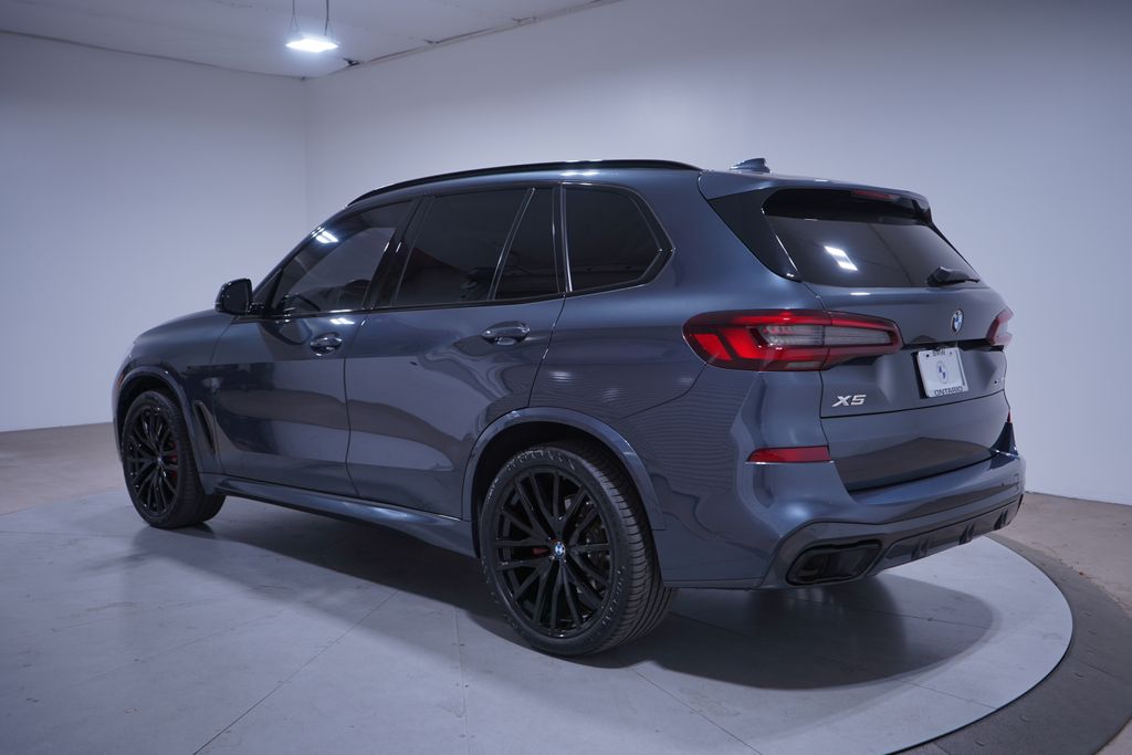 Thumbnail: 2022 BMW X5 - 3