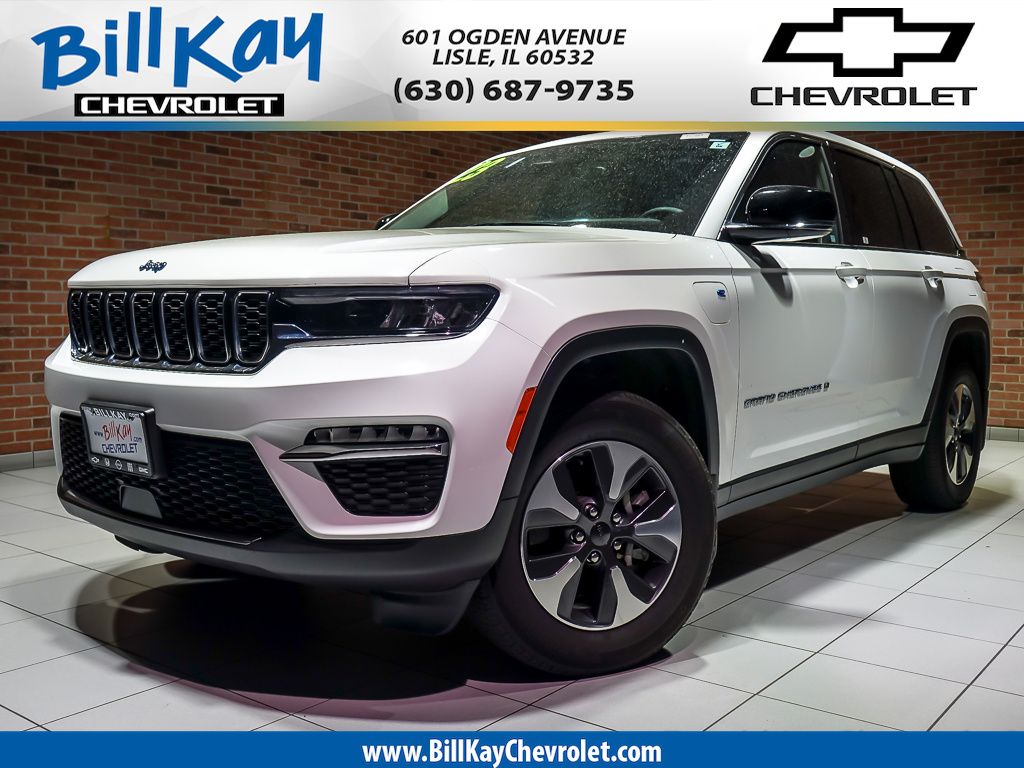 Bright White Clearcoat 2023 Jeep Grand Cherokee 4xe 4WD SUV / Crossover Four-Wheel Drive 8-Speed Automatic