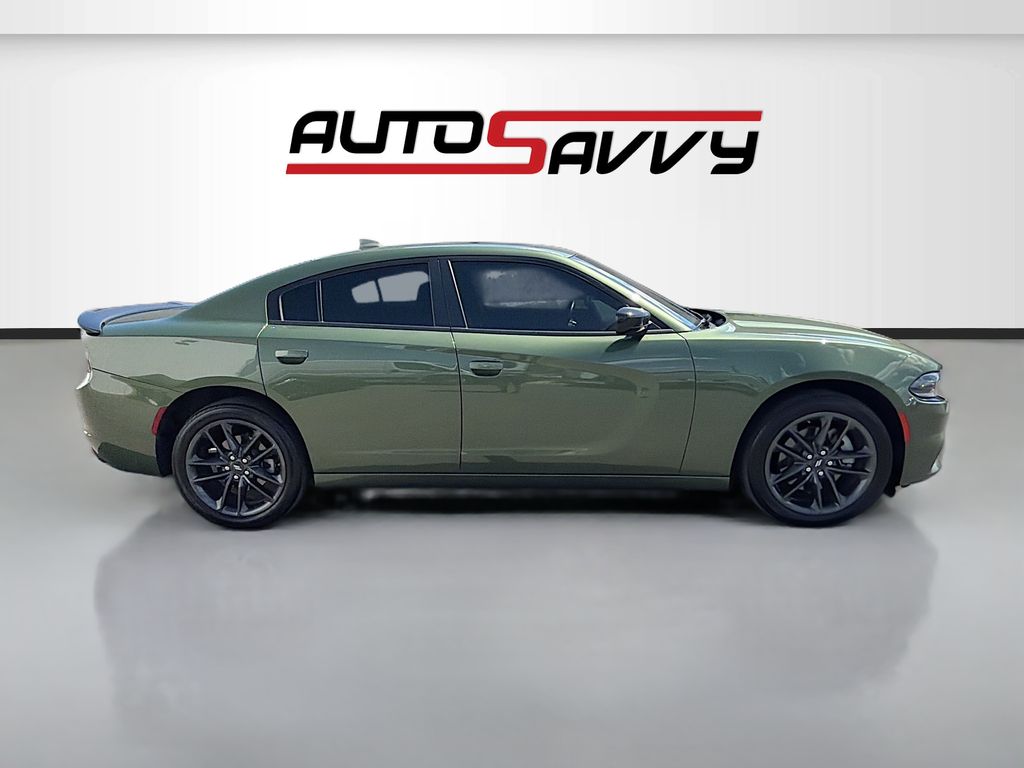 Used 2023 Green Dodge SXT image 8