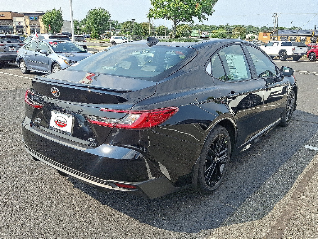 Thumbnail: 2026 Toyota Camry - 4
