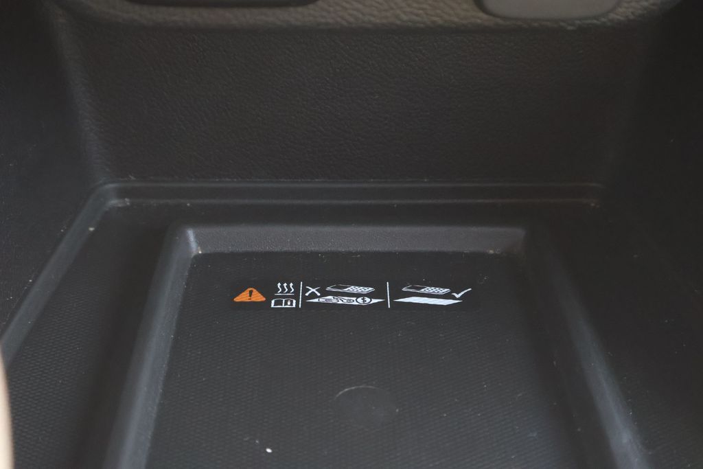 Thumbnail: 2023 Chevrolet Traverse - 25