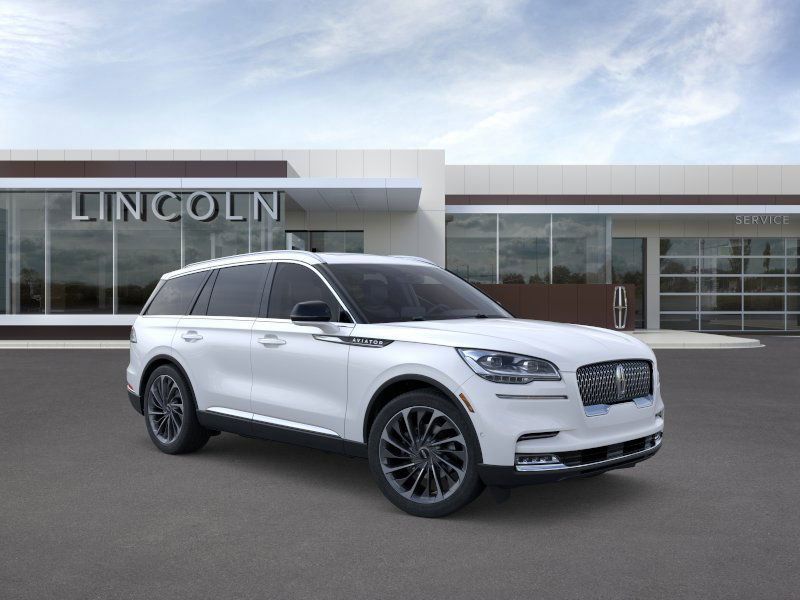 Thumbnail: 2024 Lincoln Aviator - 7