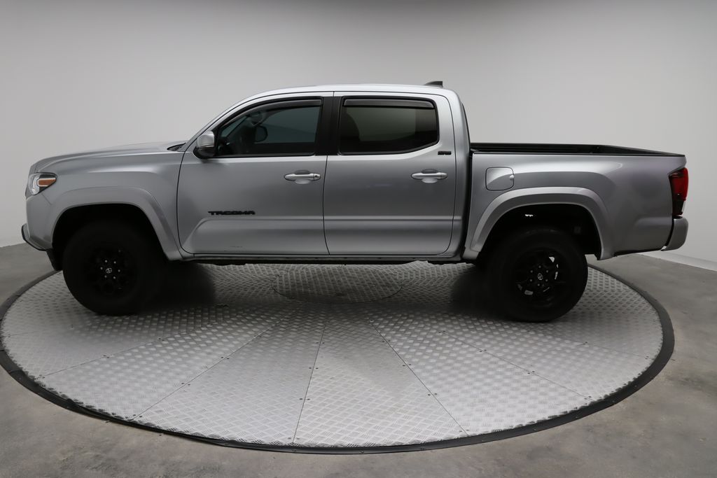 2022 Toyota Tacoma SR5 12