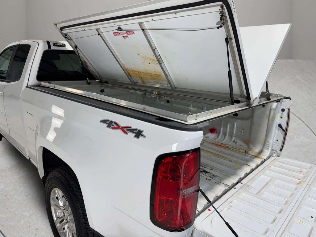 Used 2021 Summit White Chevrolet LT image 26