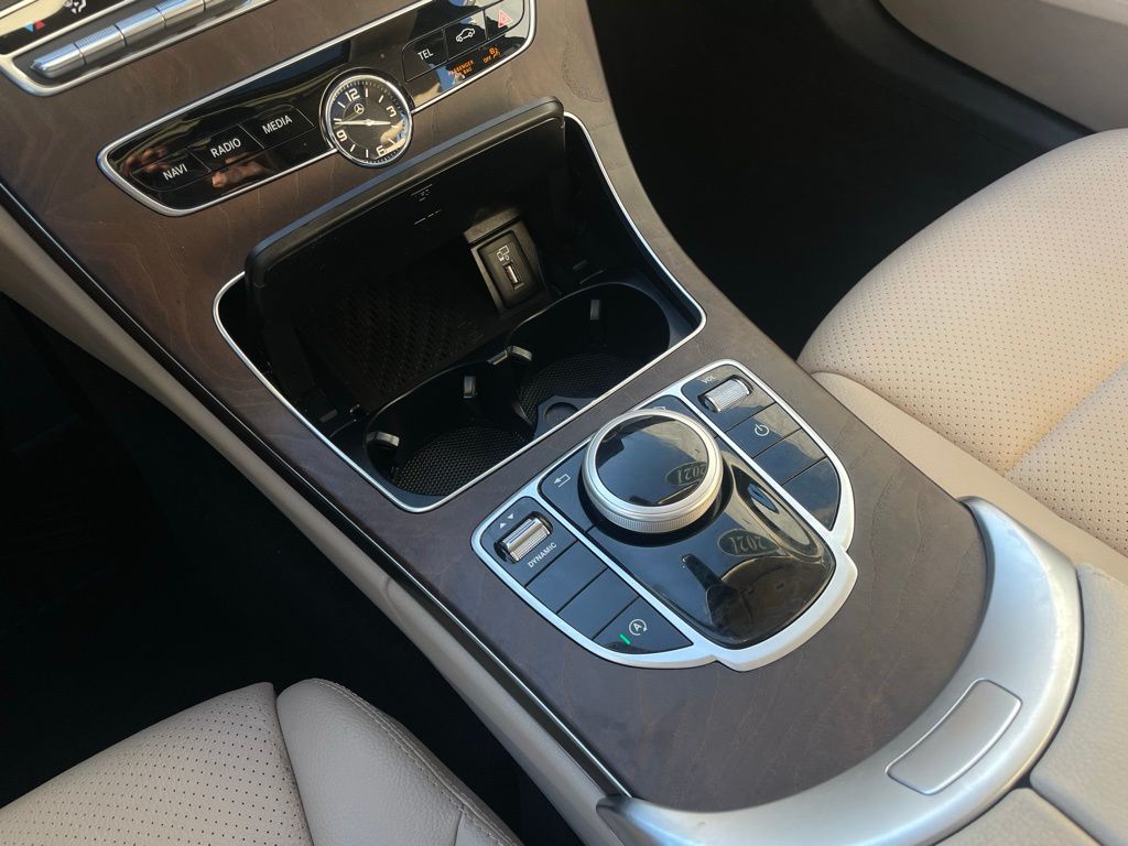 Thumbnail: 2021 Mercedes-Benz C-Class - 17