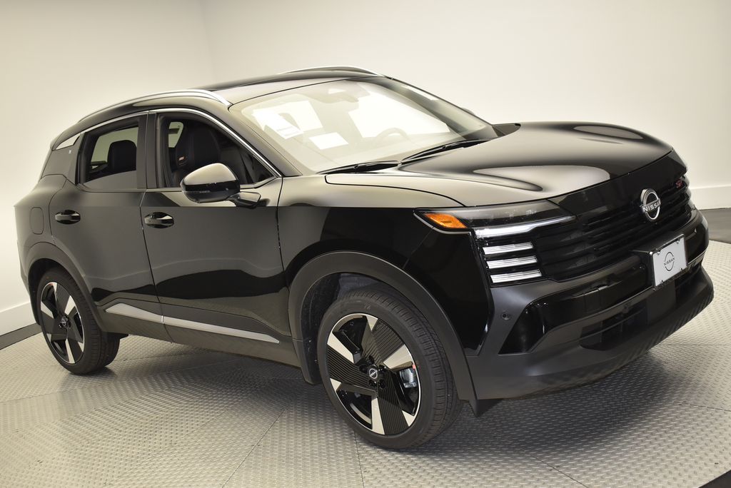 Thumbnail: 2025 Nissan Kicks - 3