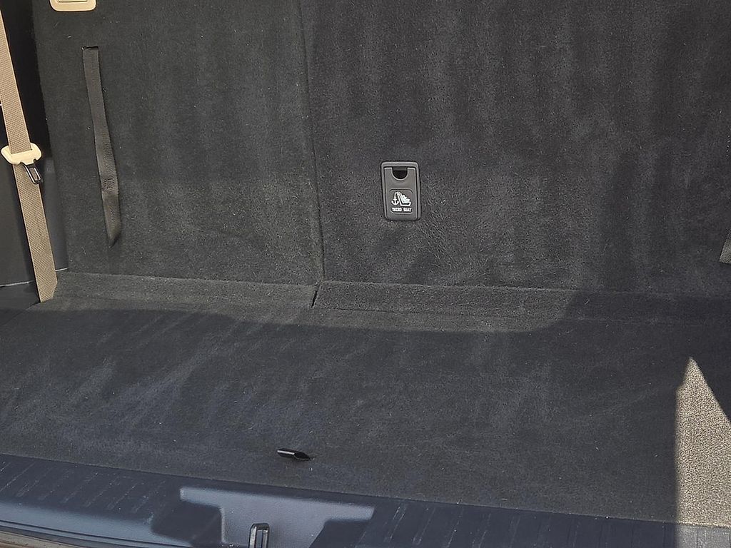 Used 2023 Toyota Highlander XLE For Sale in Farmington, AR