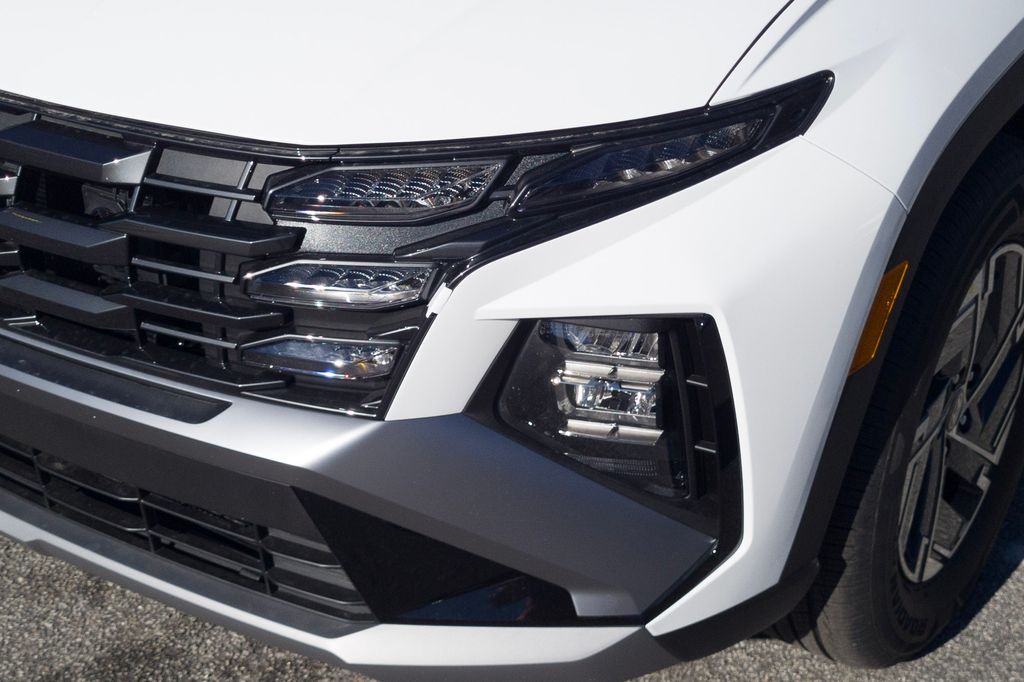 New 2026 White Hyundai Blue SE image 10