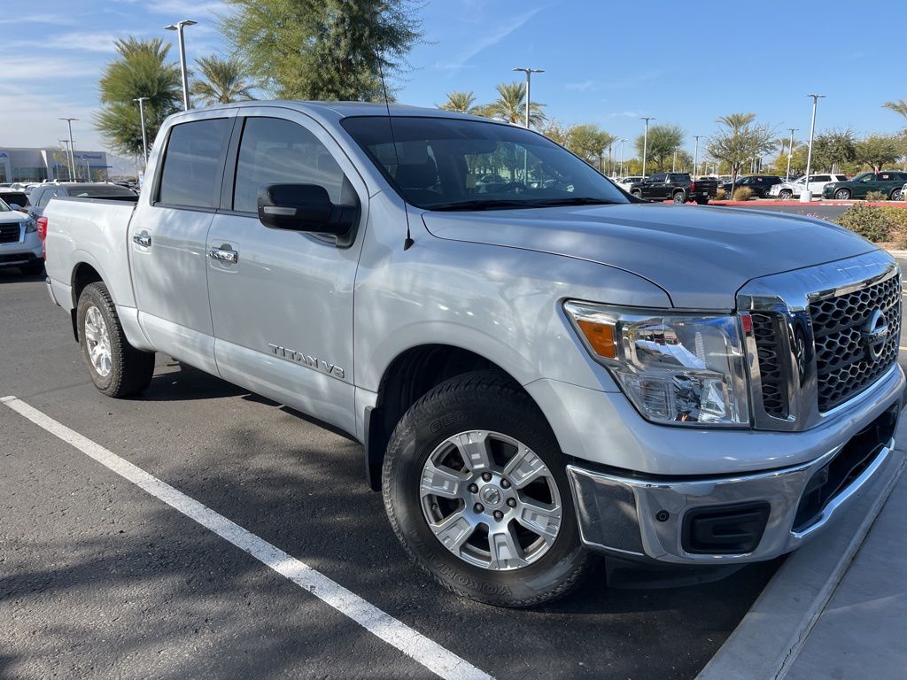 2018 Nissan Titan SV 3