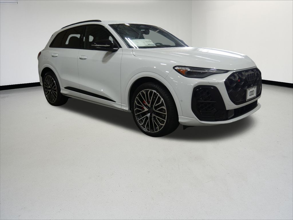 Thumbnail: 2026 Audi SQ5 - 7