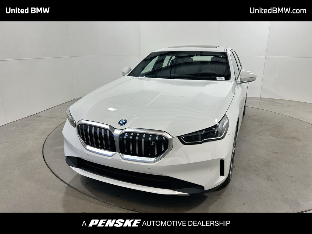 2024 BMW i5 eDrive40 -
                Roswell, GA