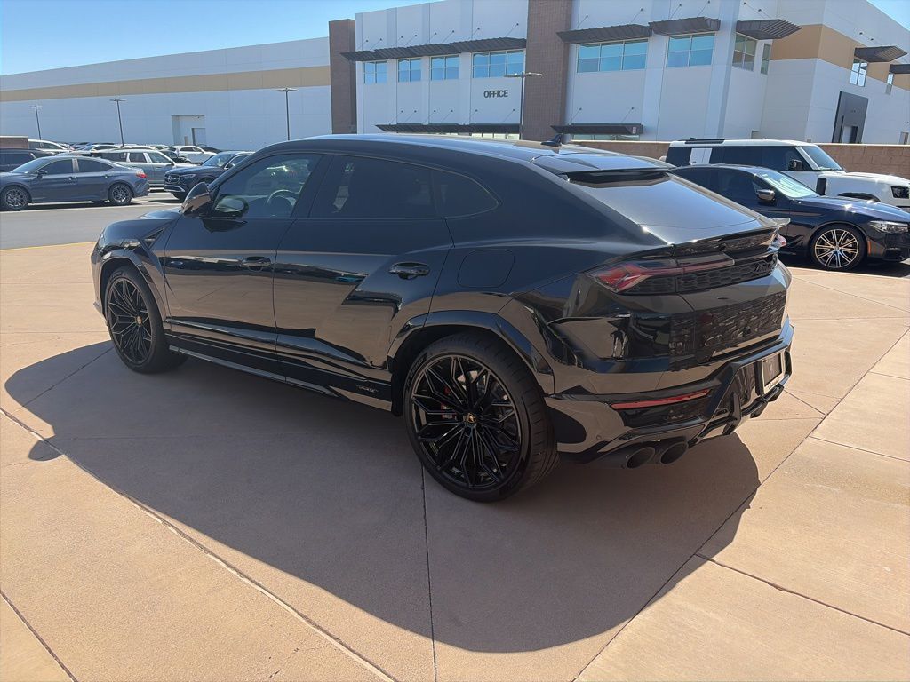 Thumbnail: 2025 Lamborghini Urus - 3