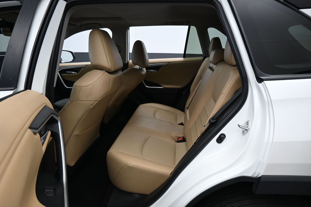 2023 Toyota RAV4 Limited - Photo 29