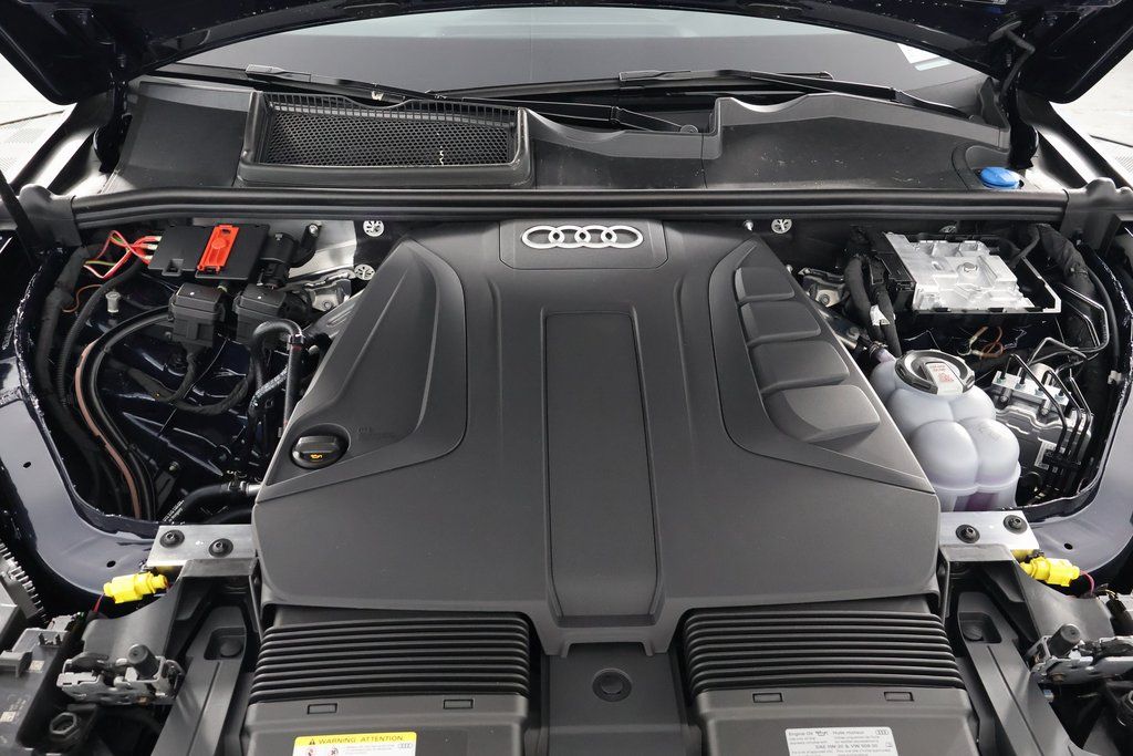 Thumbnail: 2026 Audi Q7 - 9
