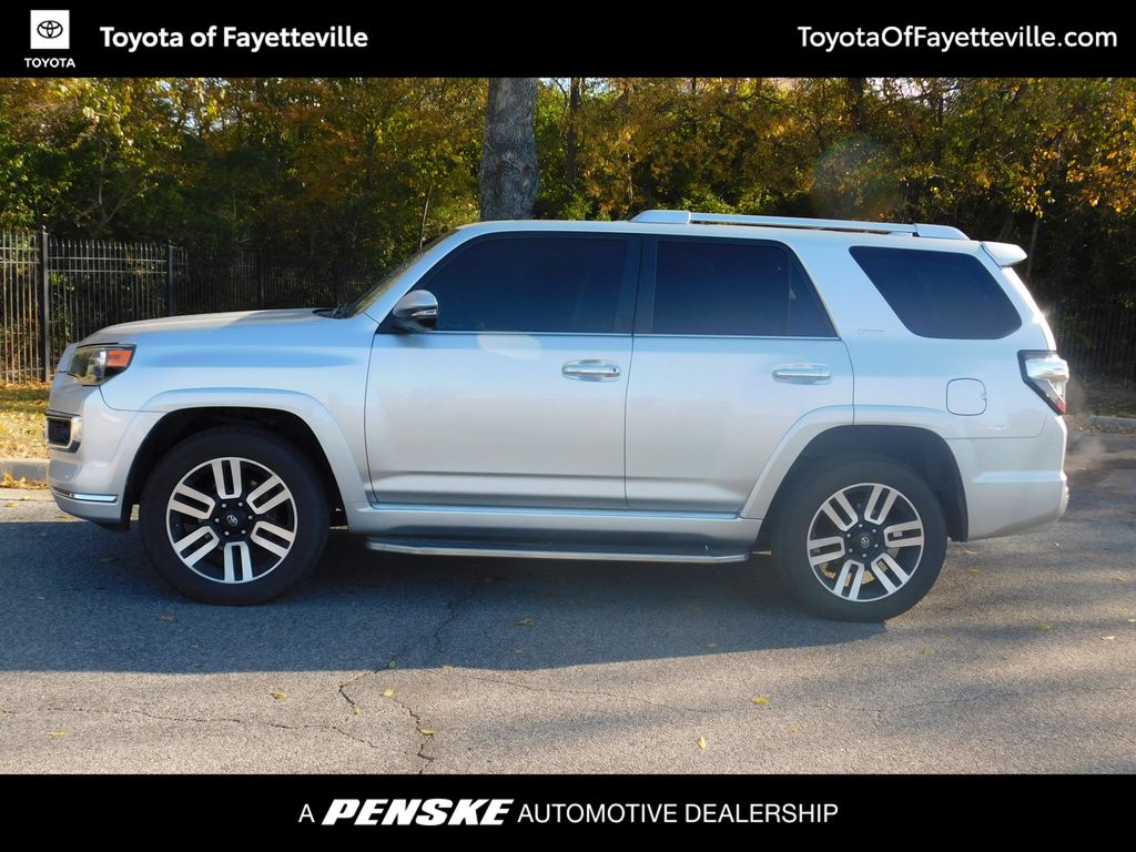 Thumbnail: 2016 Toyota 4Runner - 2