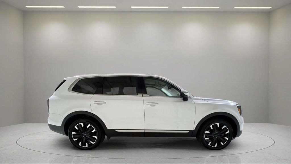 Used 2024 Glacial White Pearl Kia SX-Prestige image 2