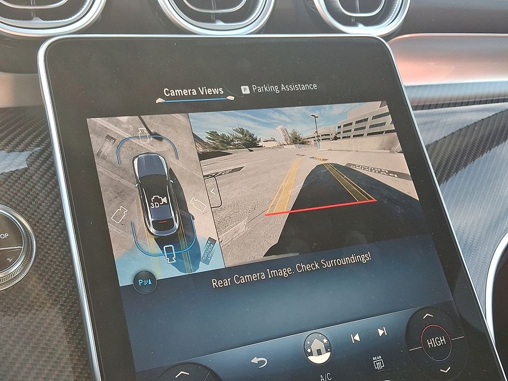 Thumbnail: 2025 Mercedes-Benz GLC - 19