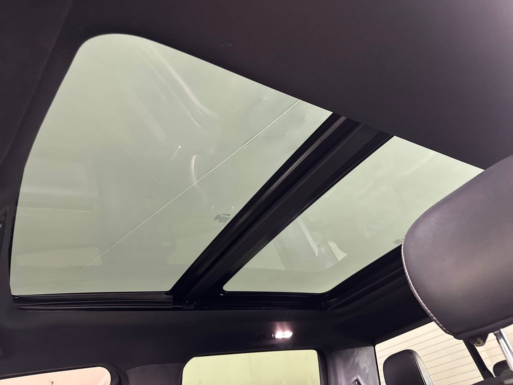 Used 2018 Black Ford Platinum image 10