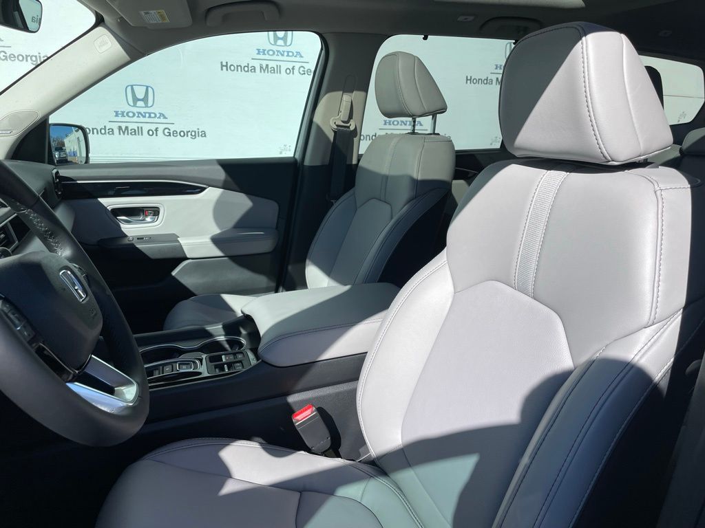 Thumbnail: 2025 Honda Pilot - 26