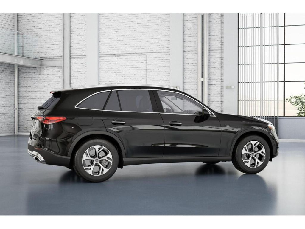 2025 Mercedes-Benz GLC 350 18