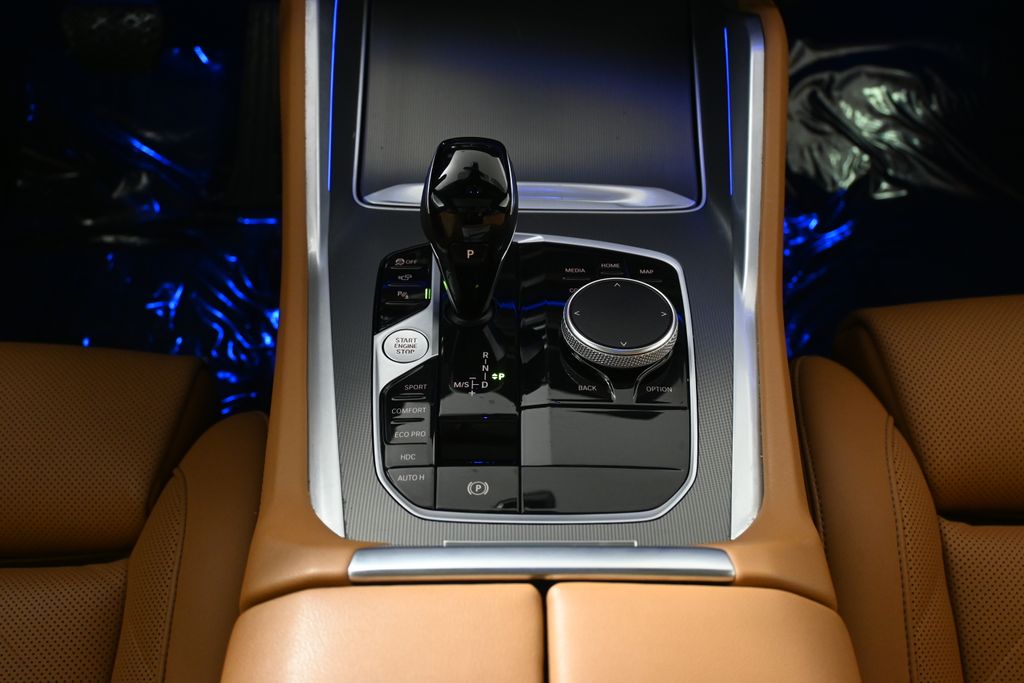 Thumbnail: 2023 BMW X6 - 24