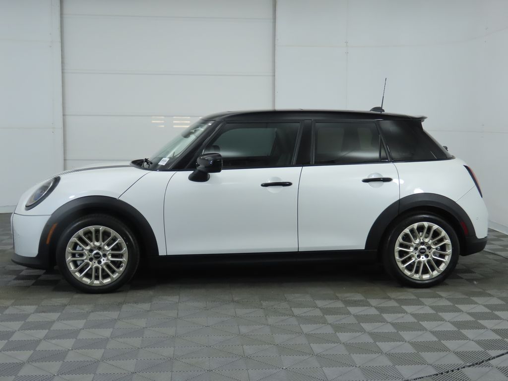 Thumbnail: 2026 MINI Cooper - 8