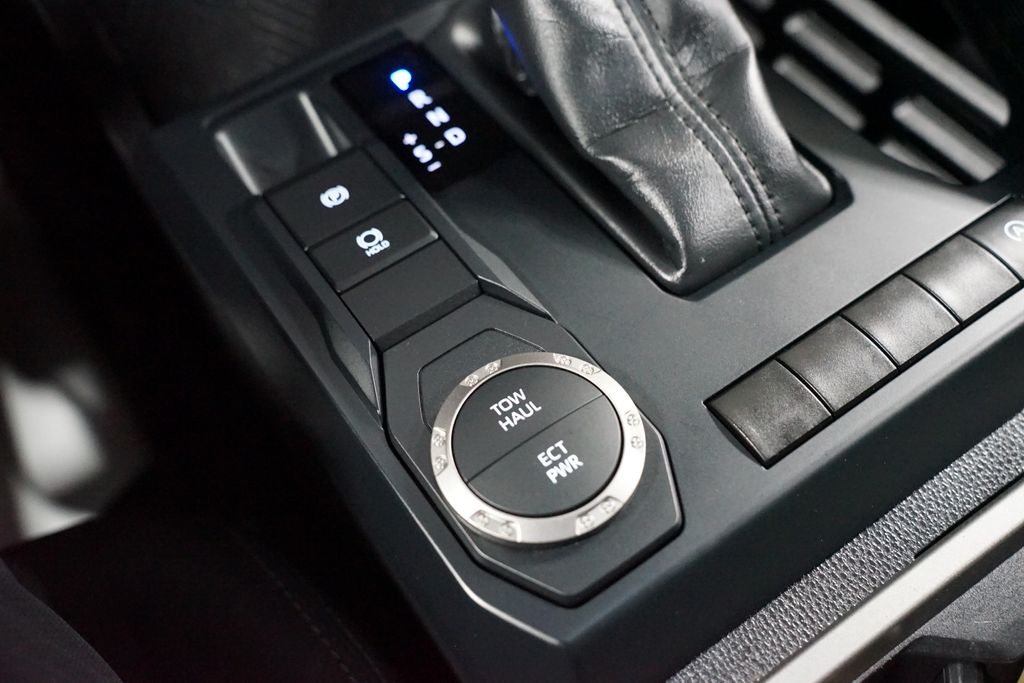 Thumbnail: 2024 Toyota Tacoma - 24