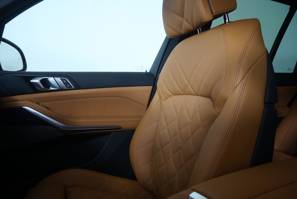 Thumbnail: 2026 BMW X5 - 22