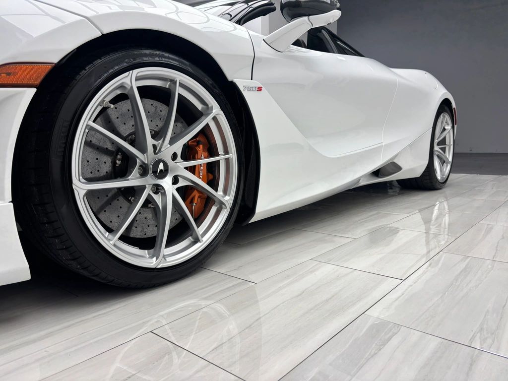 2024 McLaren 750S
