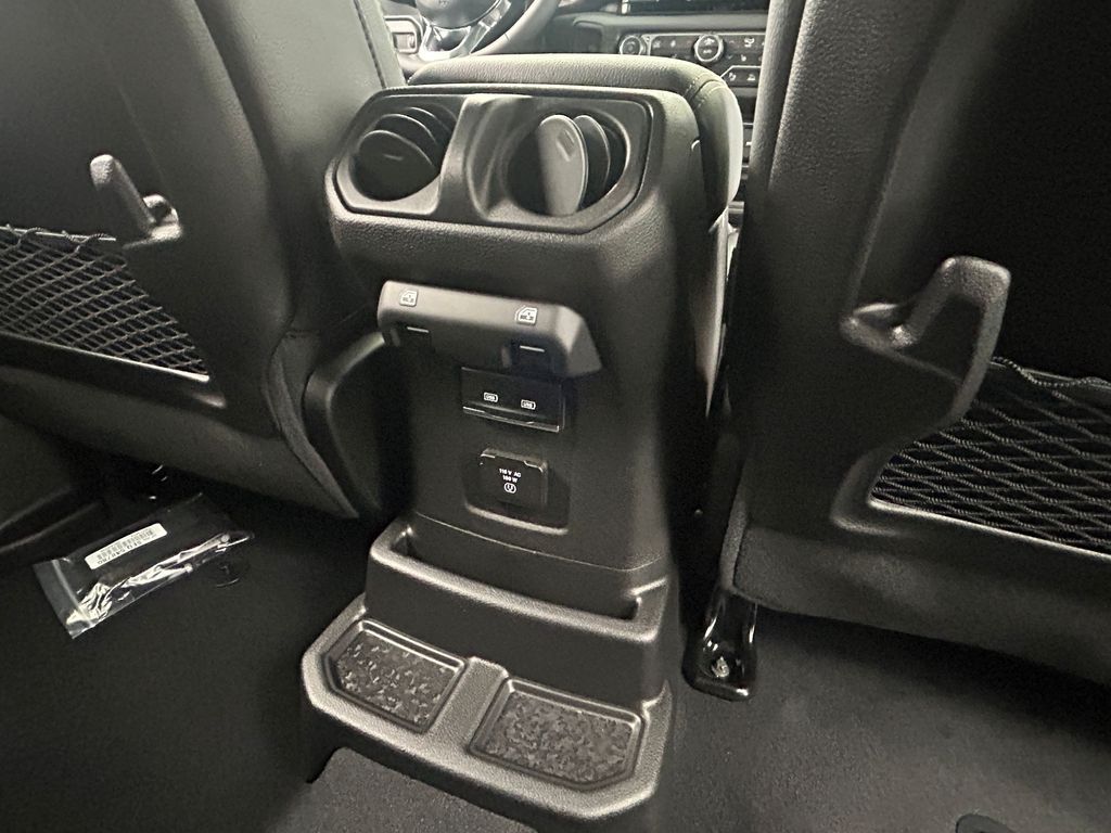 New 2026 Mojito Clearcoat Jeep Sahara image 32