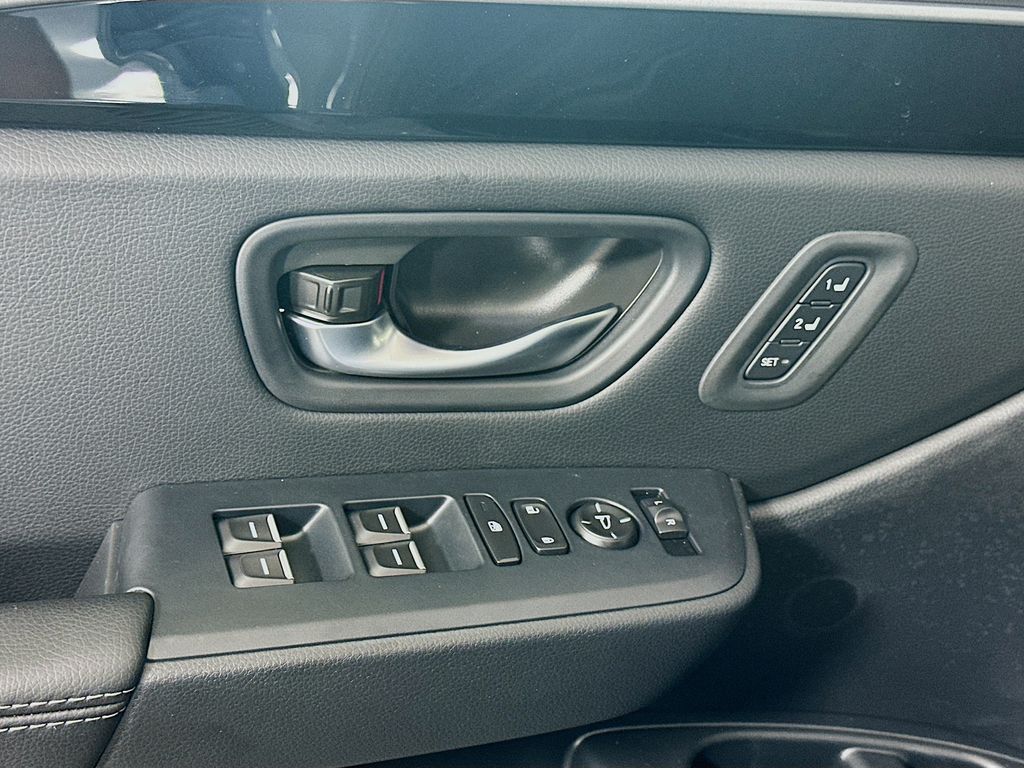 Thumbnail: 2025 Honda Pilot - 19