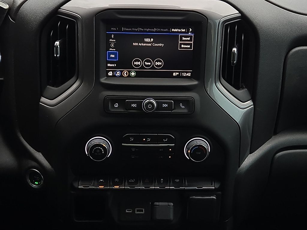 Used 2022 Chevrolet Silverado 1500 Custom For Sale in Farmington, AR