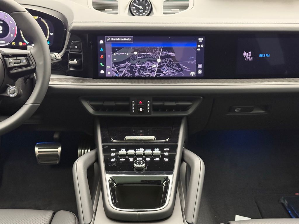 Thumbnail: 2025 Porsche Cayenne - 26