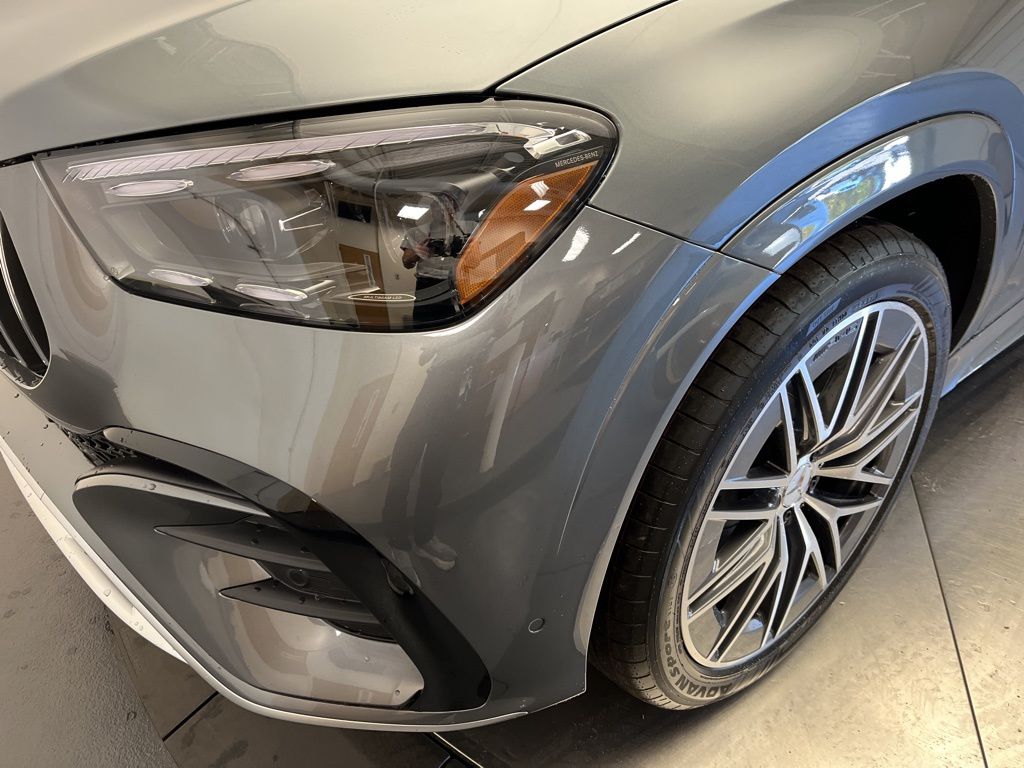 Thumbnail: 2026 Mercedes-Benz GLE - 9
