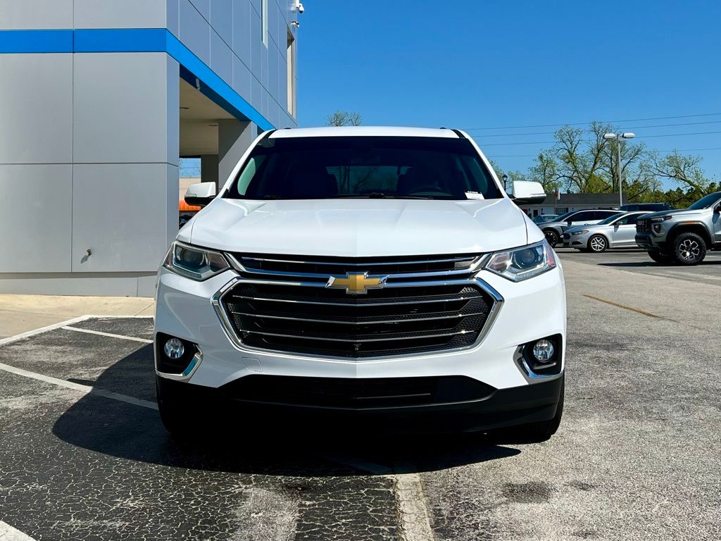 2021 Chevrolet Traverse LT Leather photo