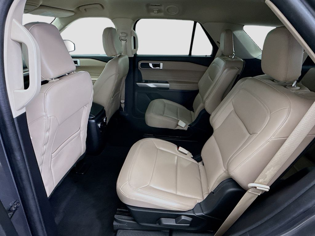 Thumbnail: 2022 Ford Explorer - 20