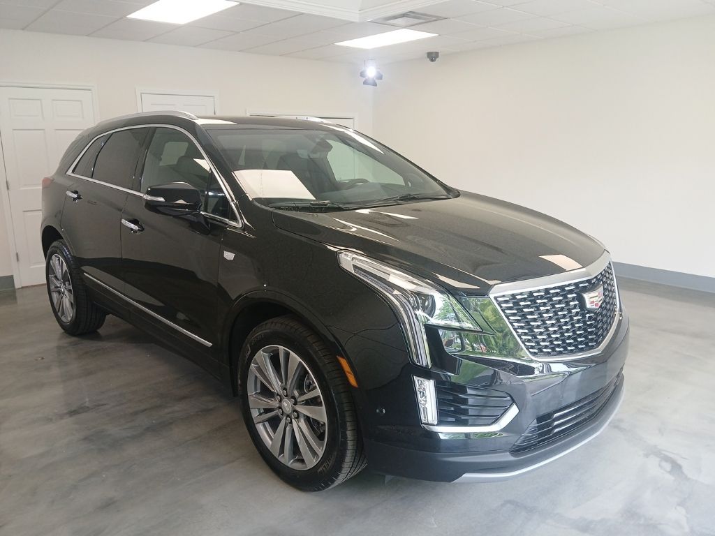 used 2025 Cadillac XT5 car, priced at $49,450