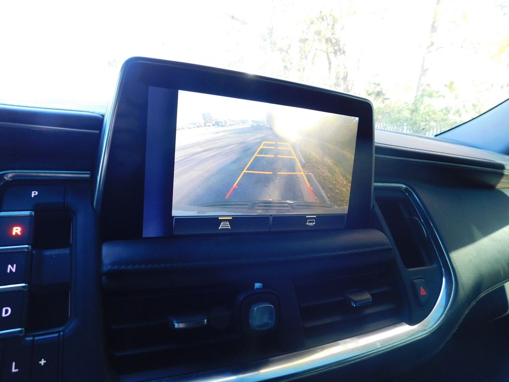 Thumbnail: 2023 Chevrolet Tahoe - 11