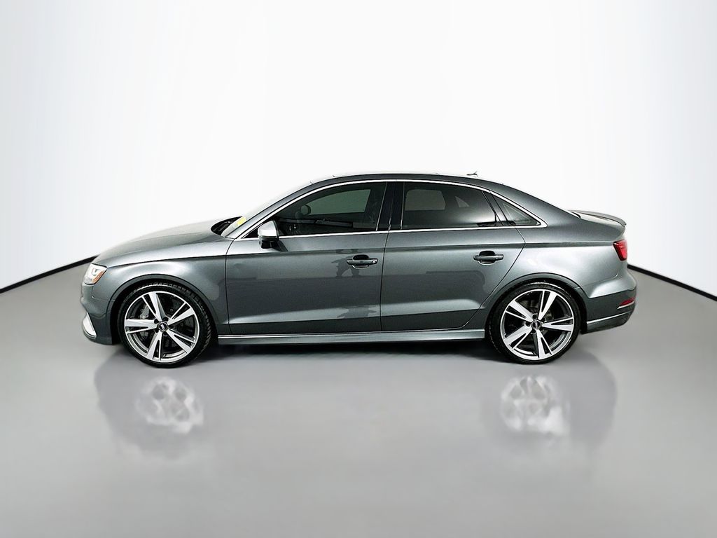 2018 Audi RS 3  8