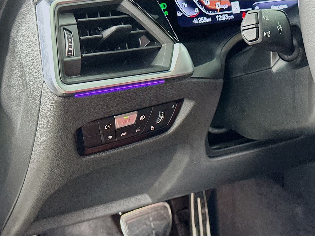 Thumbnail: 2022 BMW 4 Series - 10