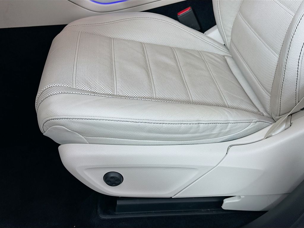 Thumbnail: 2022 Mercedes-Benz GLS - 20