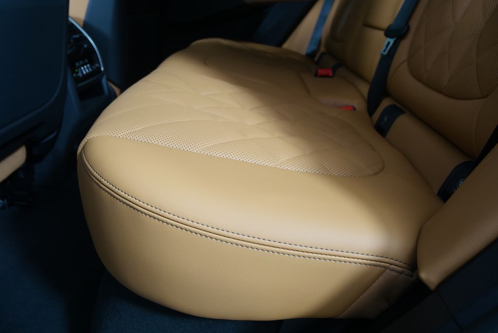 2026 BMW X5 xDrive40i 15