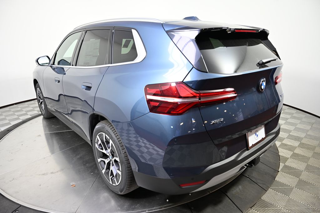 Thumbnail: 2025 BMW X3 - 3