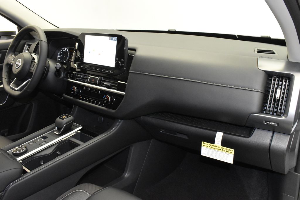 Thumbnail: 2025 Nissan Pathfinder - 28