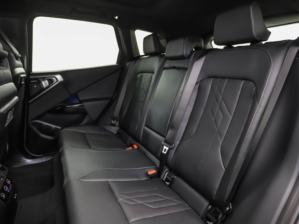 Thumbnail: 2026 BMW X3 - 22