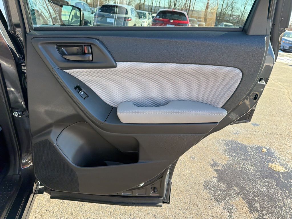 Thumbnail: 2018 Subaru Forester - 25