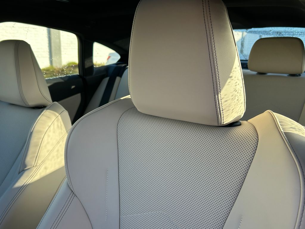 Thumbnail: 2026 BMW 2 Series - 14