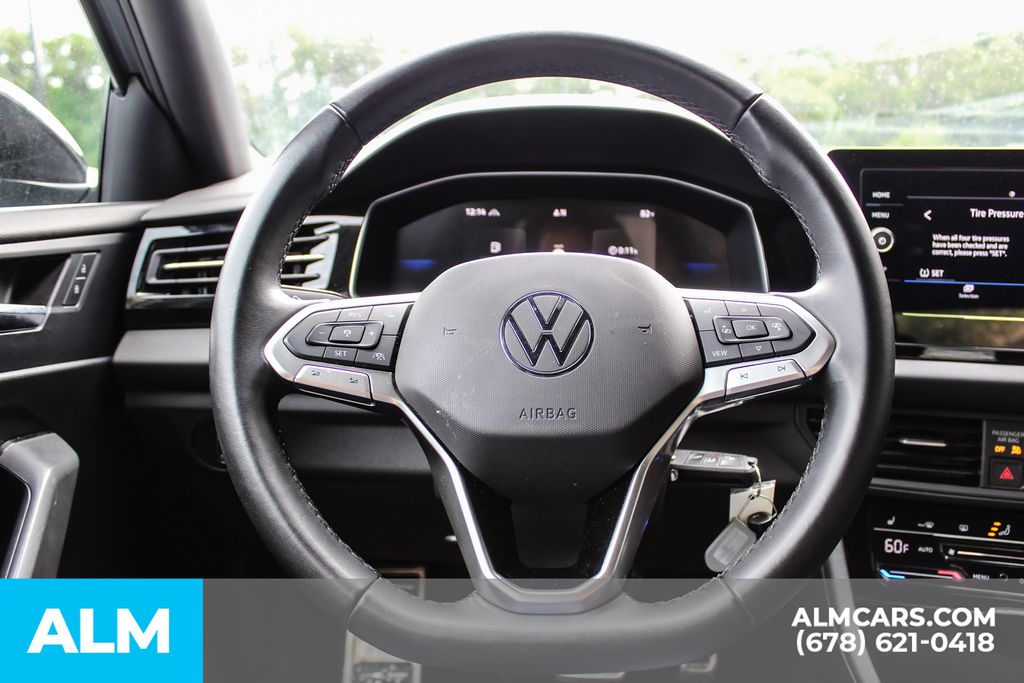 Used 2025 Gray Volkswagen 1.5T Sport image 21
