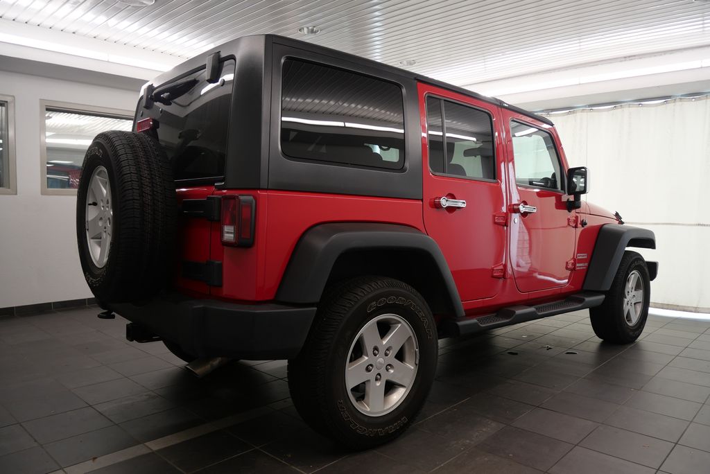 2012 Jeep Wrangler Unlimited Sport 7