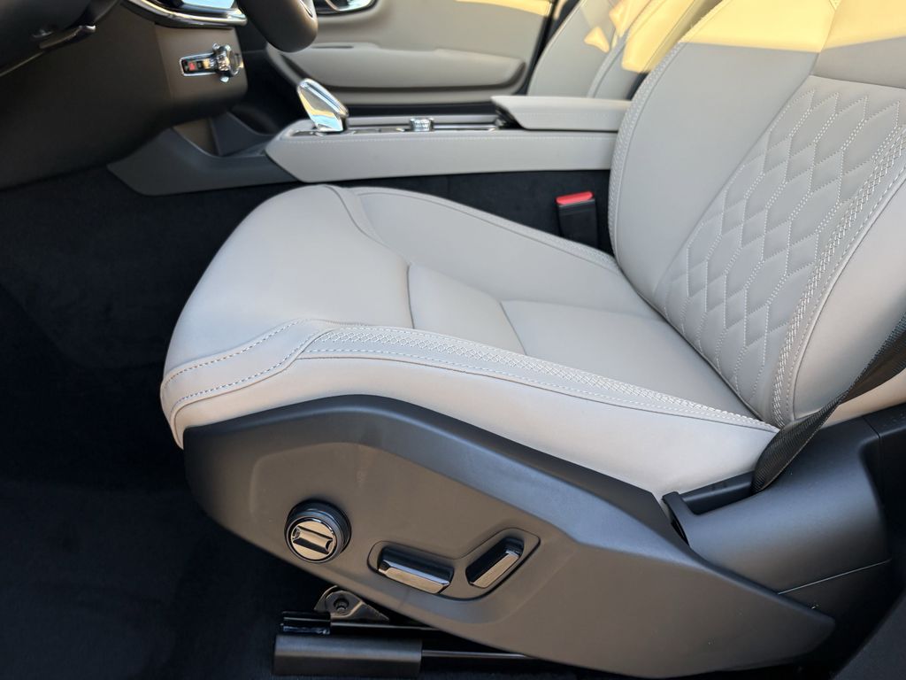 New 2026 Gray Volvo B6 Plus 6-Seater image 13